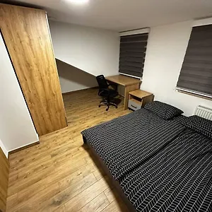 Pensjonat Double Twin #8 With Private Bathroom